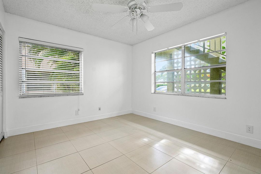 013-1021FlameVineAvenue-104-DelrayBeach-
