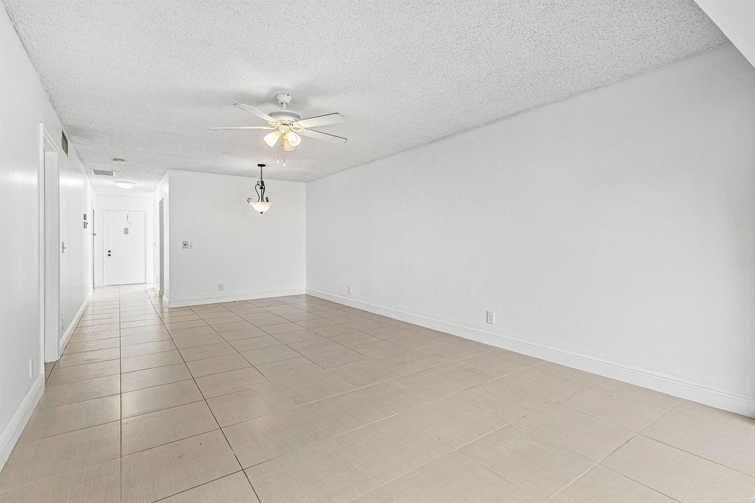 009-1021FlameVineAvenue-104-DelrayBeach-
