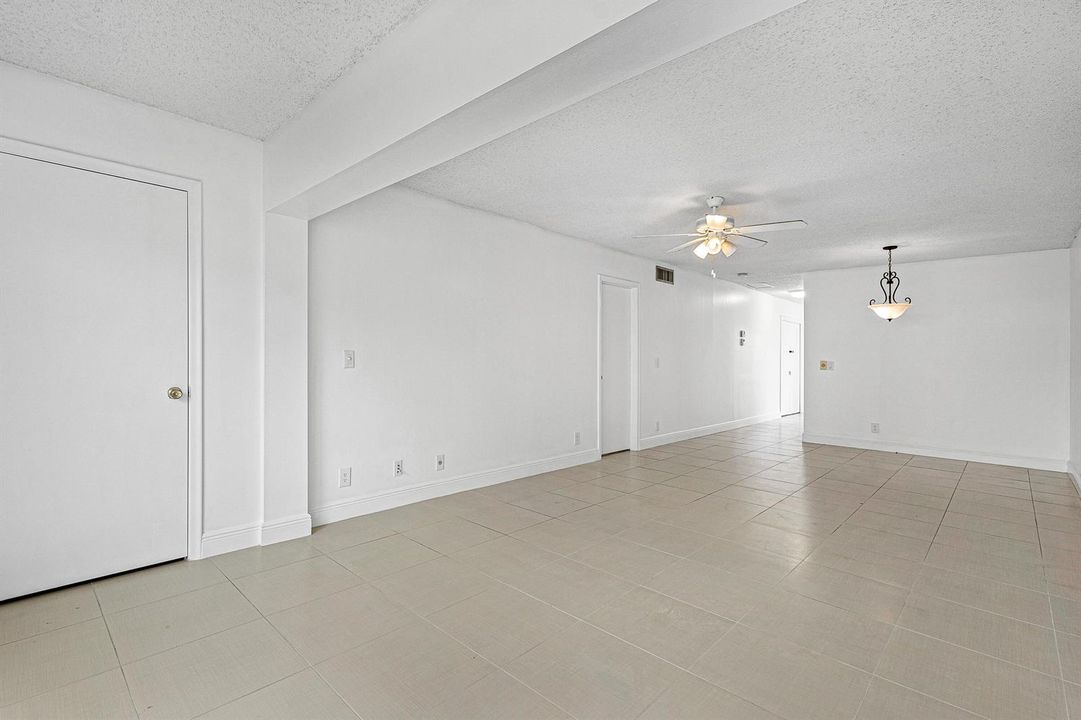 010-1021FlameVineAvenue-104-DelrayBeach-