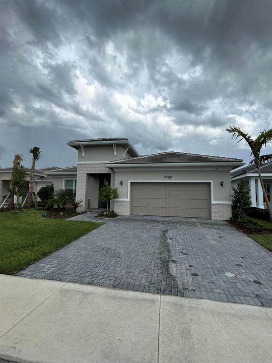 9908 Timber Creek Way