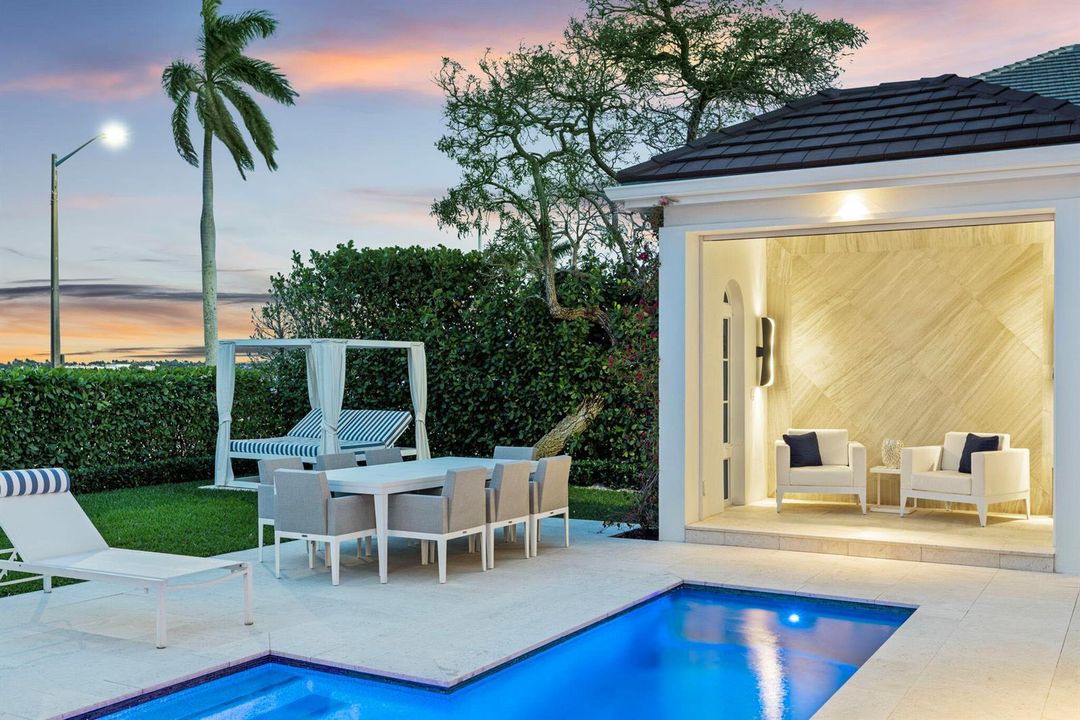 Pool Cabana