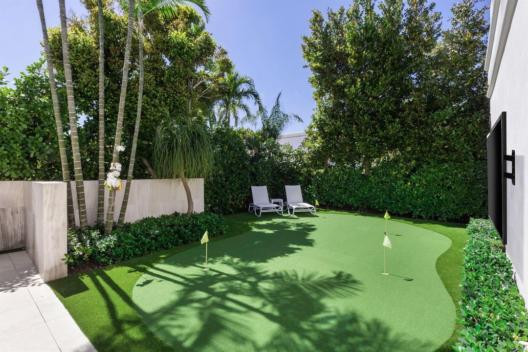 Putting Green