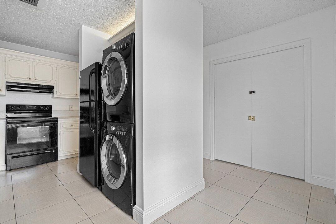 008-1021FlameVineAvenue-104-DelrayBeach-