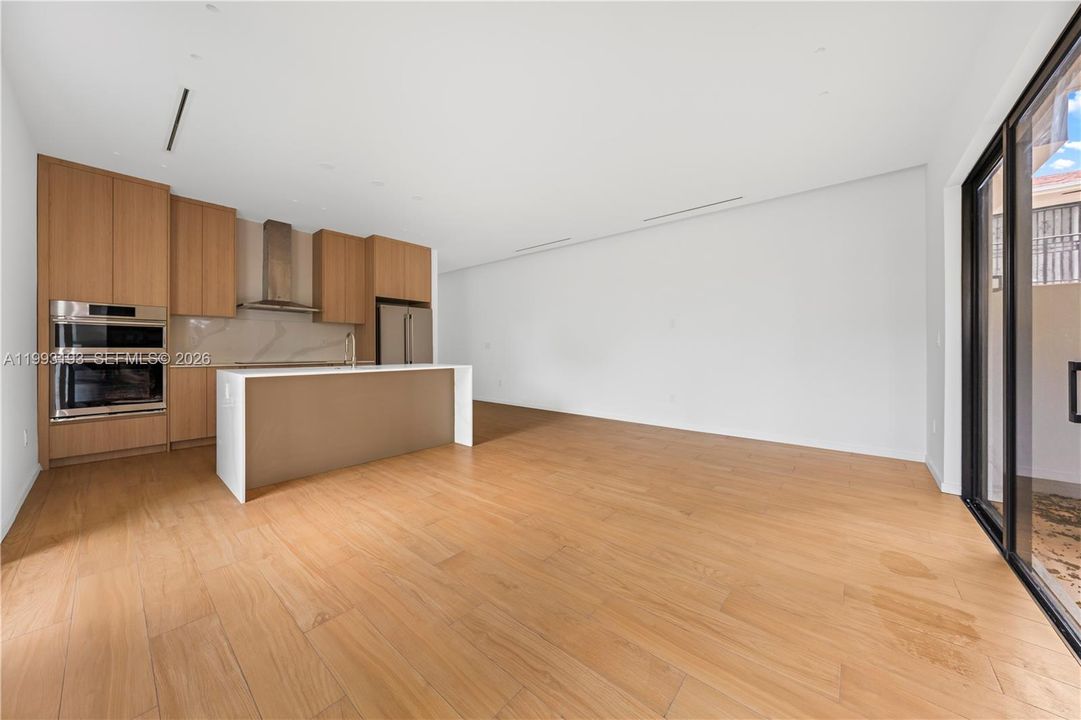 For Sale: $1,519,000 (3 beds, 3 baths, 2458 Square Feet)