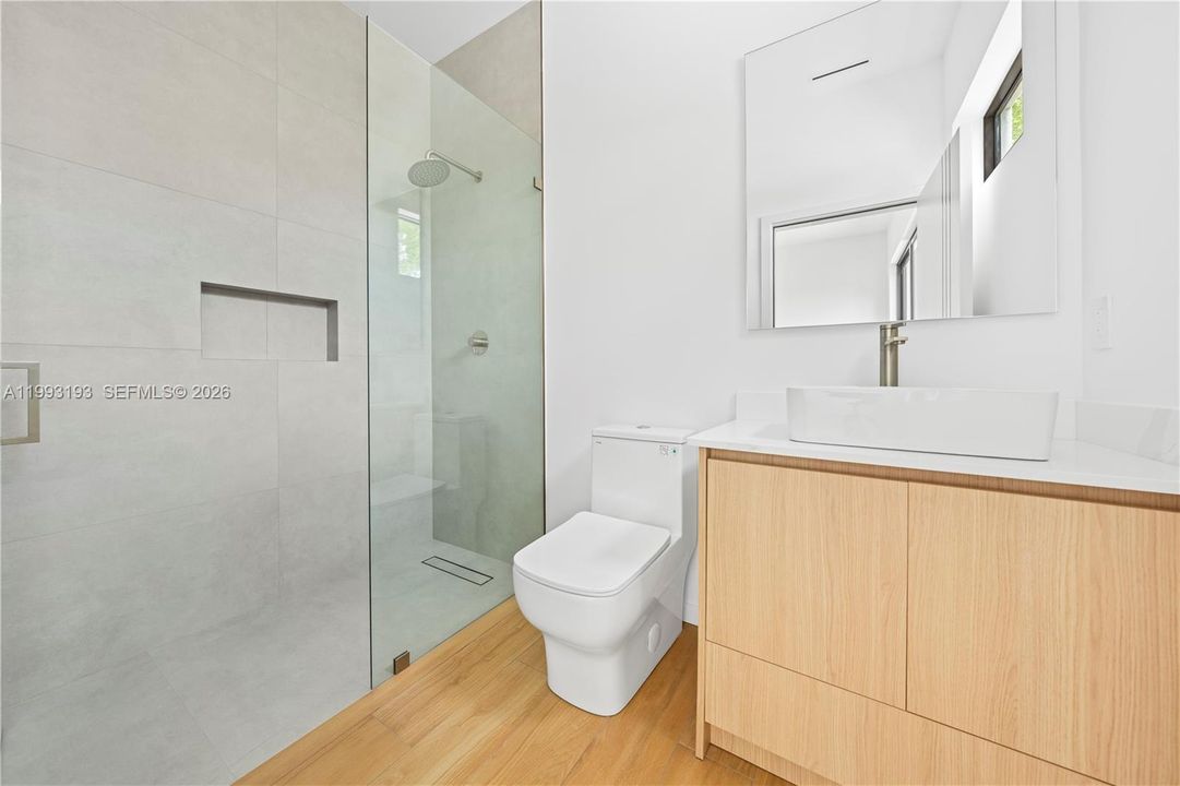 For Sale: $1,519,000 (3 beds, 3 baths, 2458 Square Feet)