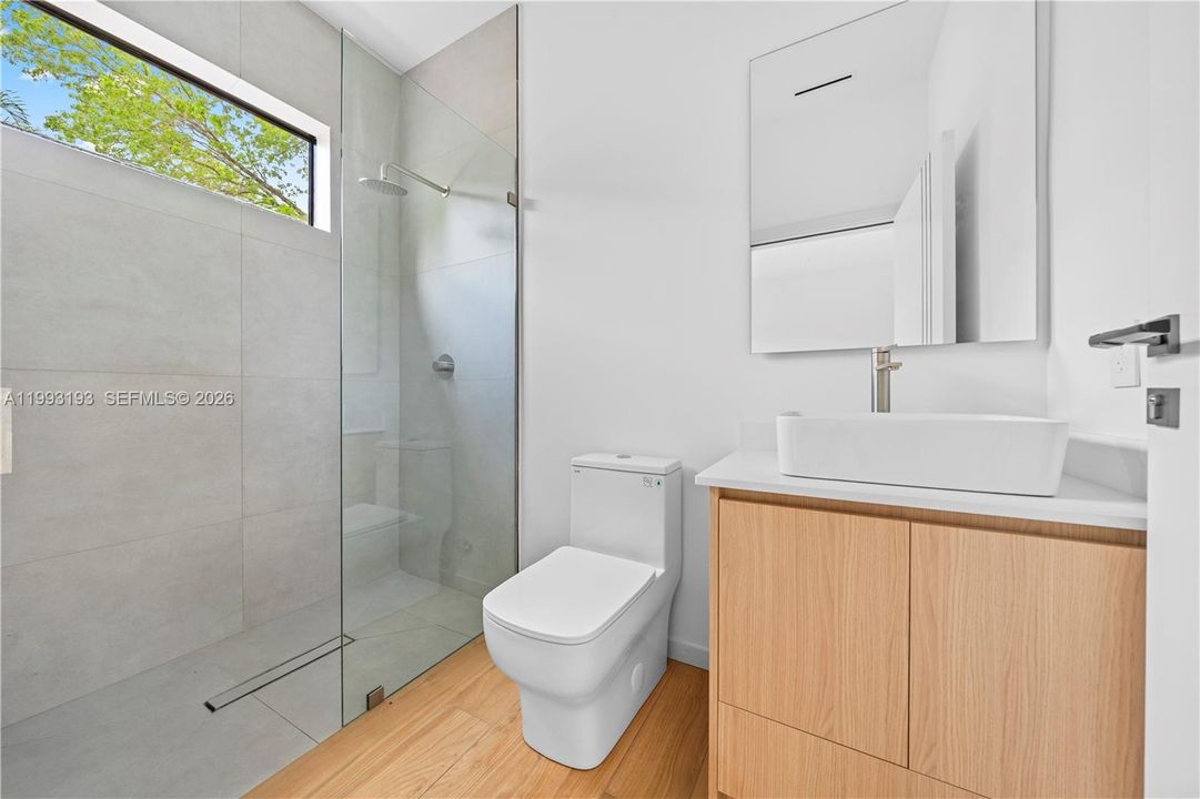 For Sale: $1,519,000 (3 beds, 3 baths, 2458 Square Feet)