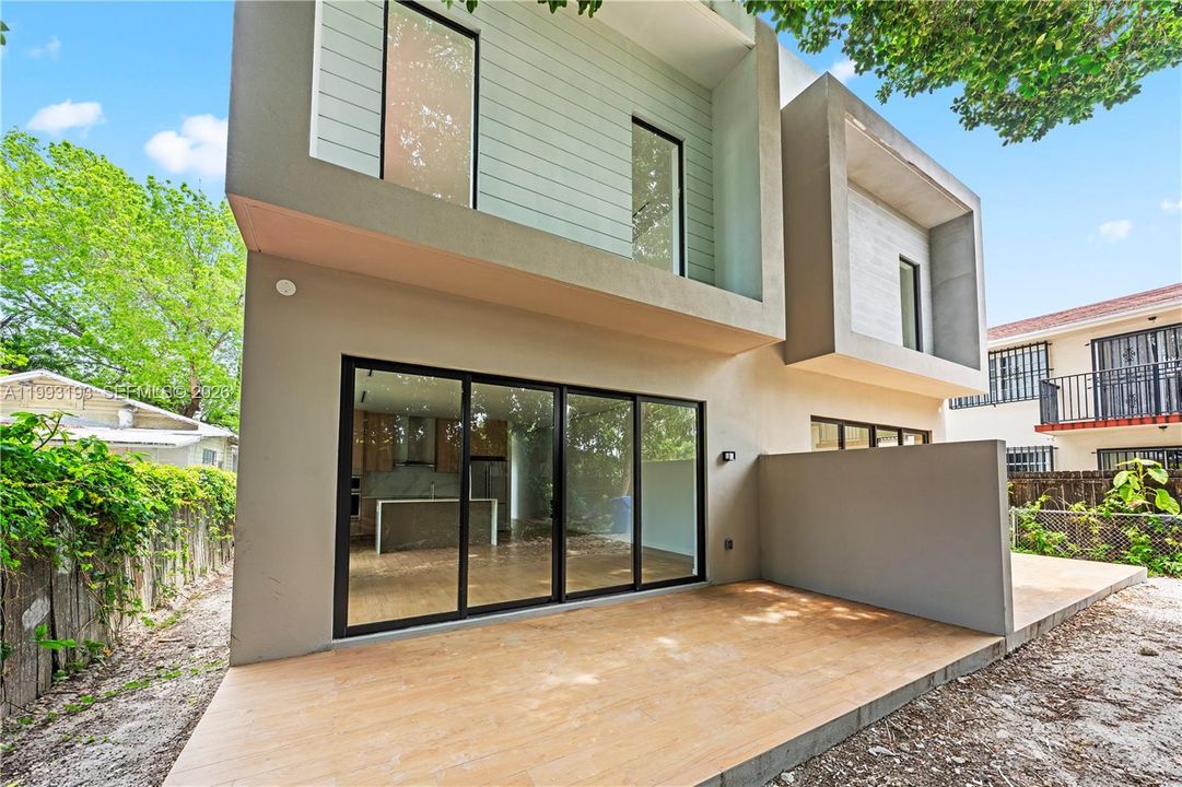 For Sale: $1,519,000 (3 beds, 3 baths, 2458 Square Feet)