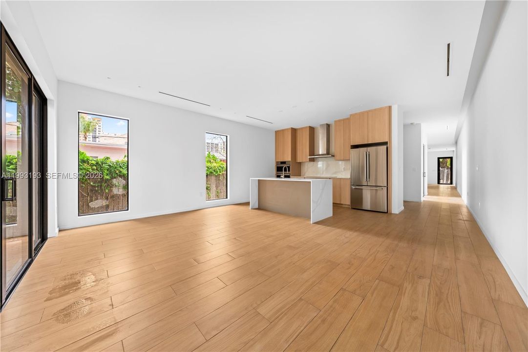 For Sale: $1,519,000 (3 beds, 3 baths, 2458 Square Feet)