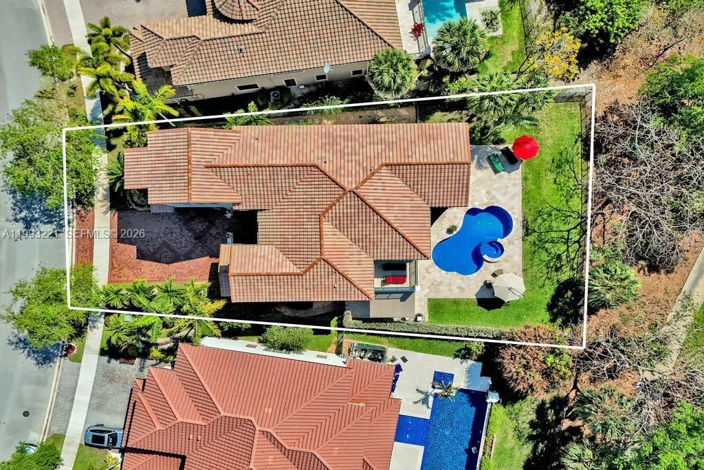En Venta: $2,550,000 (5 camas, 4 baños, 4688 Pies cuadrados)