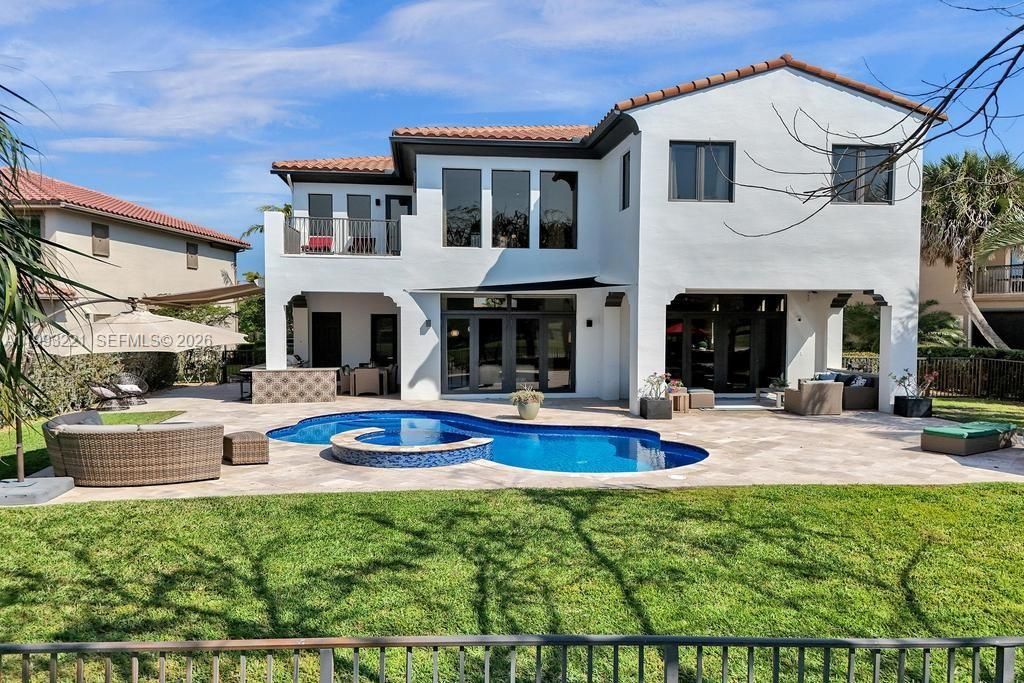 En Venta: $2,550,000 (5 camas, 4 baños, 4688 Pies cuadrados)