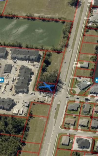 На продажу: $69,800 (0.23 acres)