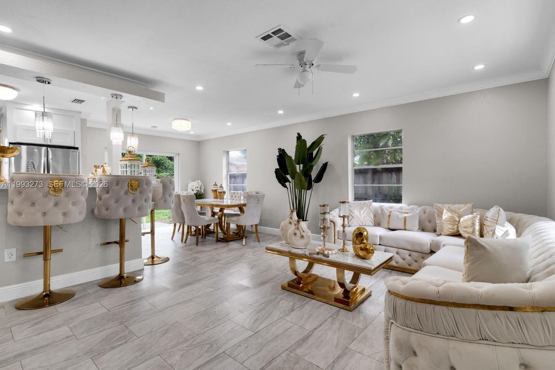 Activo con contrato: $469,999 (3 camas, 1 baños, 1100 Pies cuadrados)