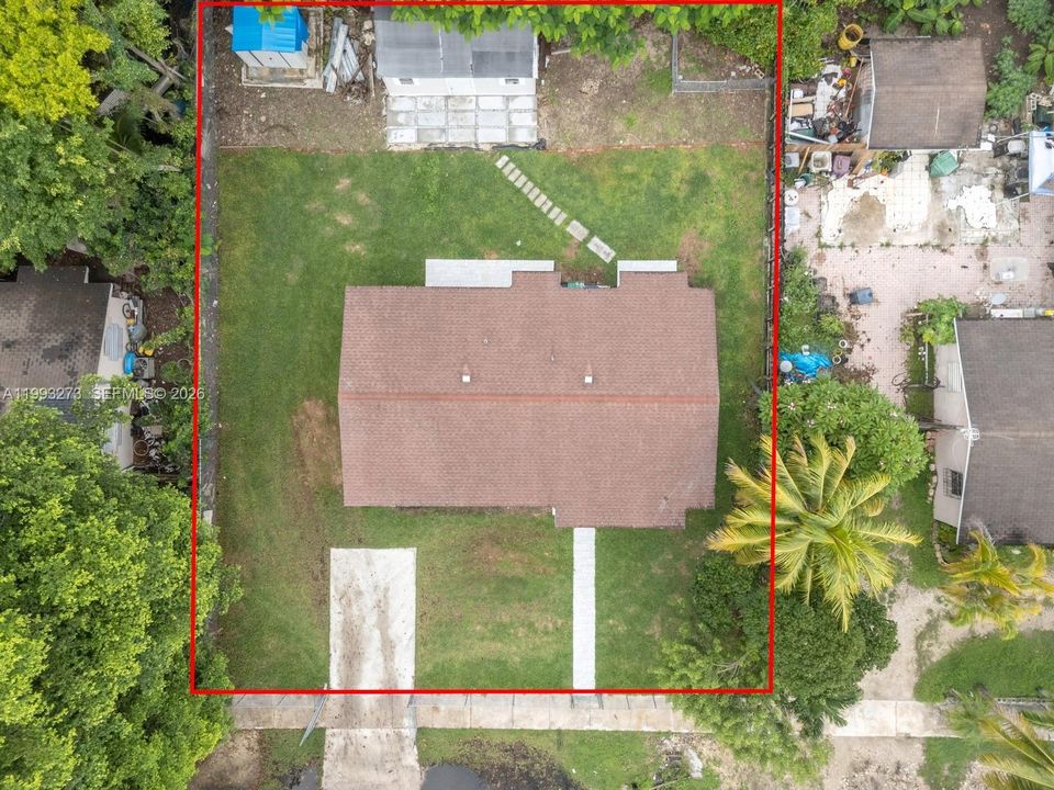 Activo con contrato: $469,999 (3 camas, 1 baños, 1100 Pies cuadrados)