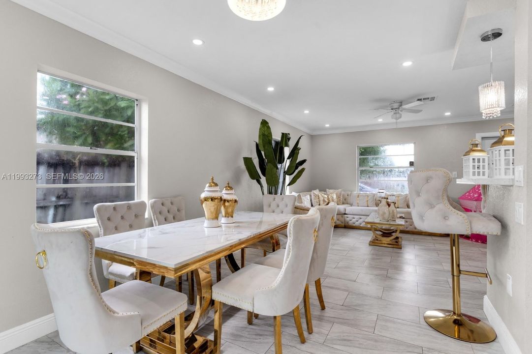 Activo con contrato: $469,999 (3 camas, 1 baños, 1100 Pies cuadrados)