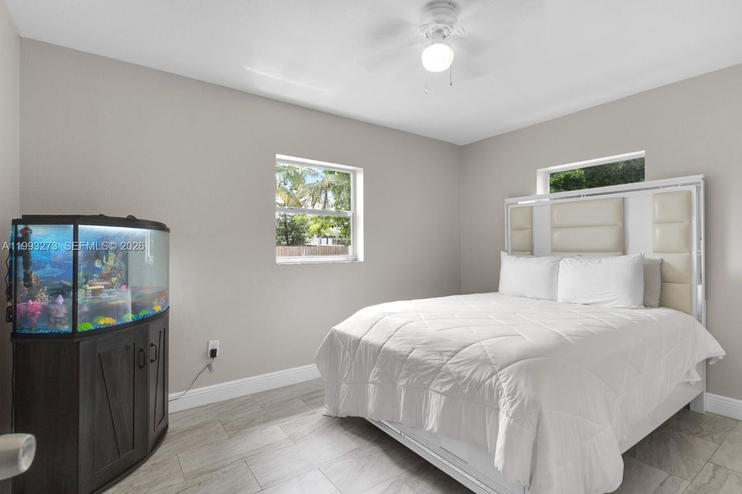 Activo con contrato: $469,999 (3 camas, 1 baños, 1100 Pies cuadrados)