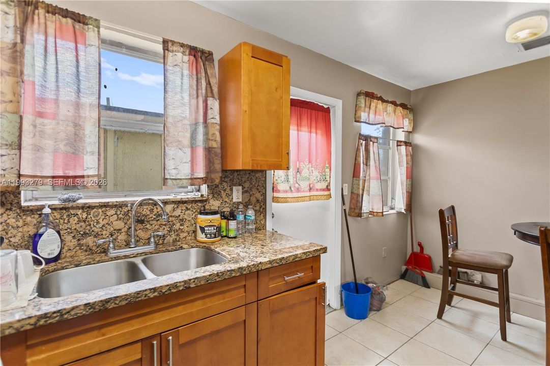 На продажу: $689,000 (0 спален, 0 ванн, 1775 Квадратных фут)