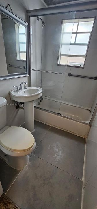 En Venta: $200,000 (0 camas, 1 baños, 538 Pies cuadrados)