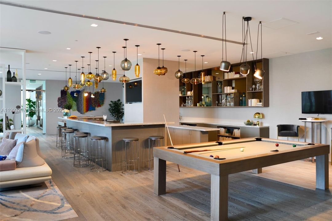 En Venta: $895,000 (2 camas, 3 baños, 1193 Pies cuadrados)
