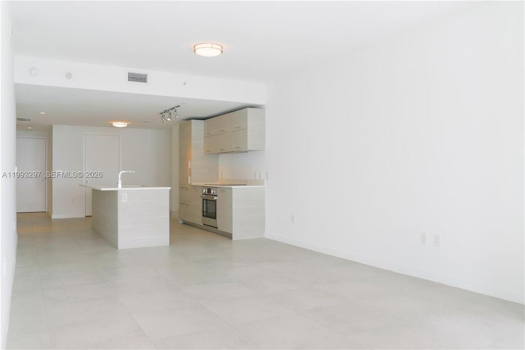 En Venta: $895,000 (2 camas, 3 baños, 1193 Pies cuadrados)