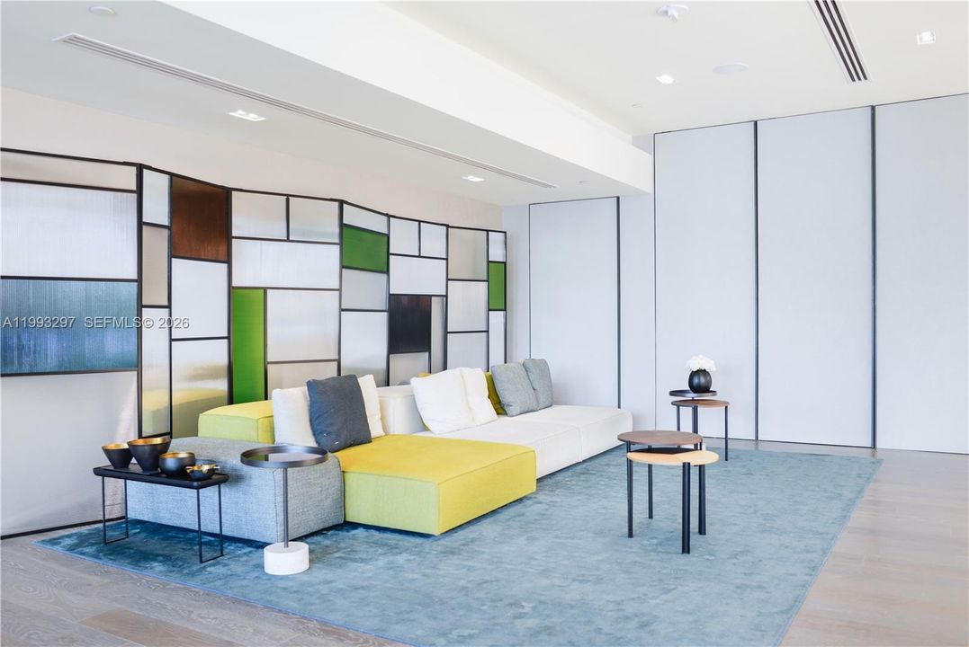 En Venta: $895,000 (2 camas, 3 baños, 1193 Pies cuadrados)