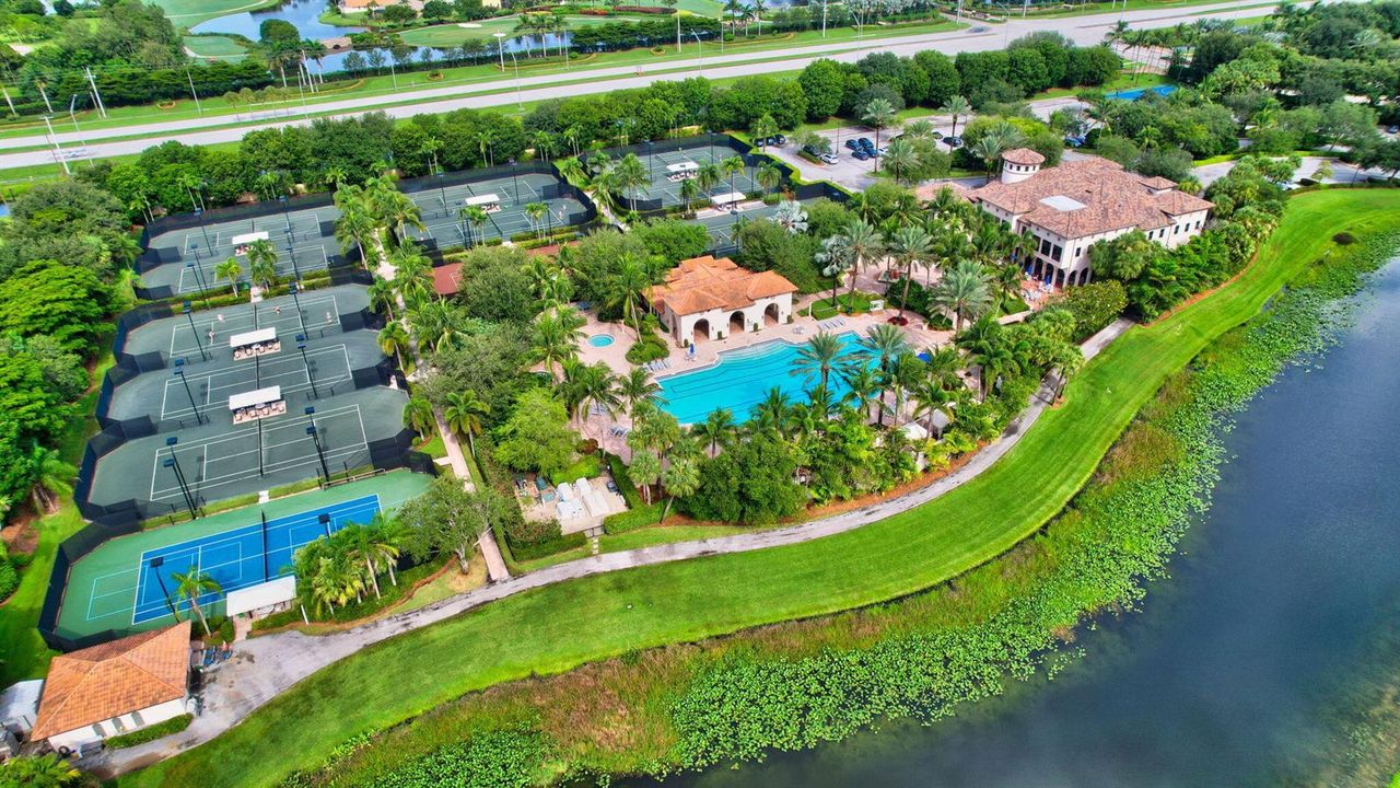 153-web-or-mls-153-print-The Oaks (24)
