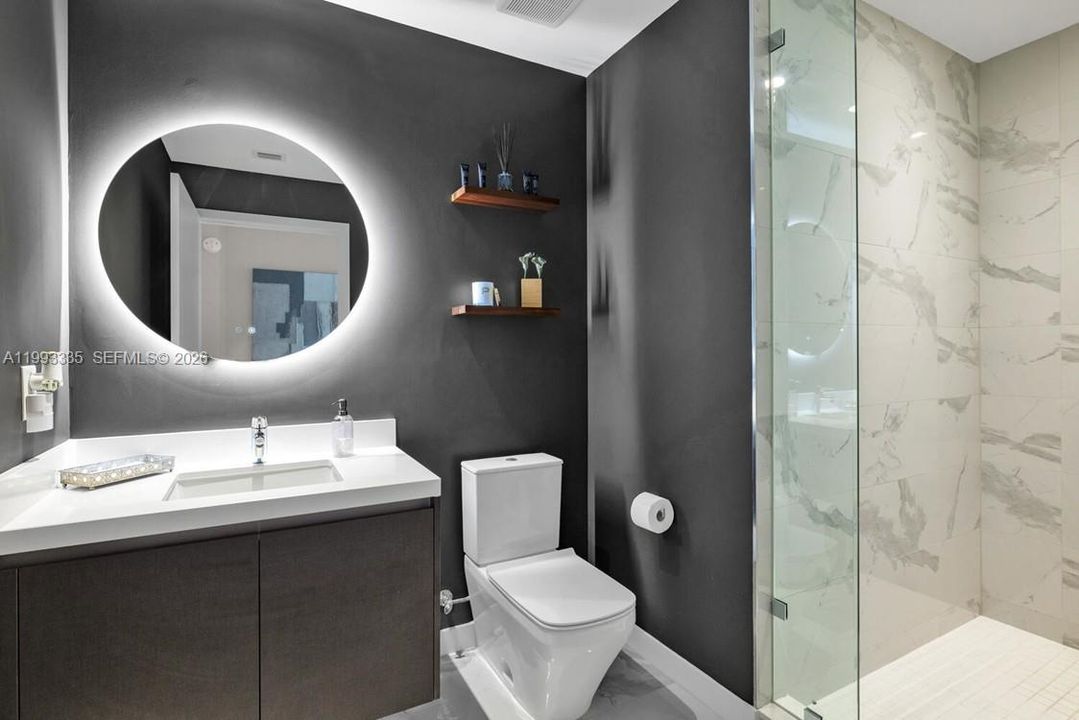 En Venta: $1,575,000 (3 camas, 4 baños, 2204 Pies cuadrados)