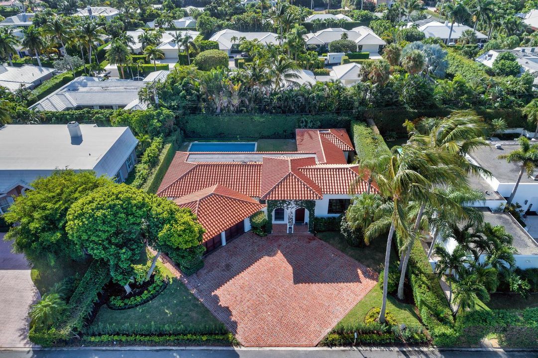 264 Sandpiper Dr Palm Beach FL-large-003