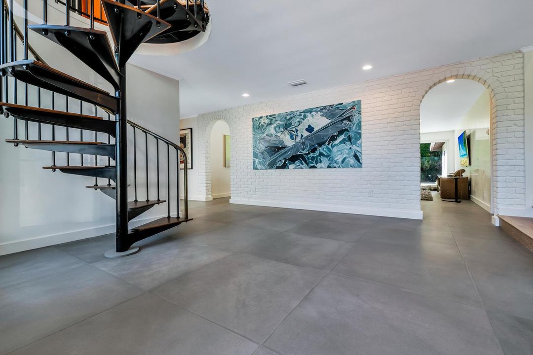 264 Sandpiper Dr Palm Beach FL-large-014