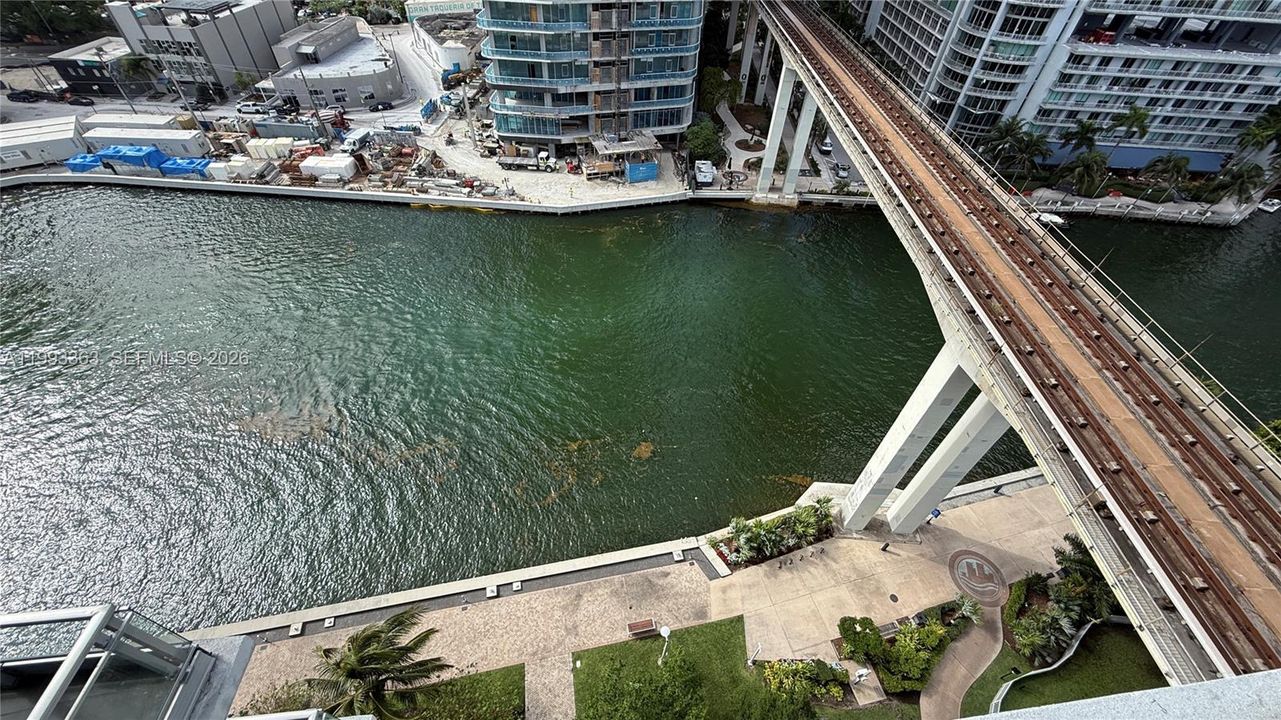 出租: $4,000 (2 贝兹, 2 浴室, 1340 平方英尺)