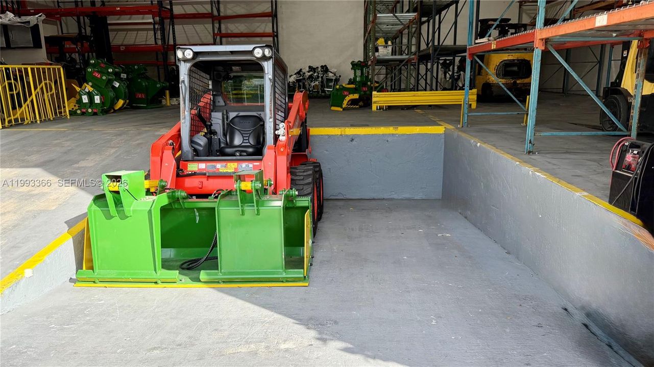 For Rent: $9,160 (0 beds, 0 baths, 0 Square Feet)