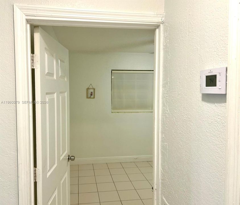 For Rent: $2,500 (2 beds, 1 baths, 750 Square Feet)