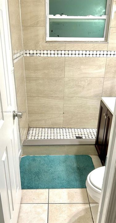 For Rent: $2,500 (2 beds, 1 baths, 750 Square Feet)