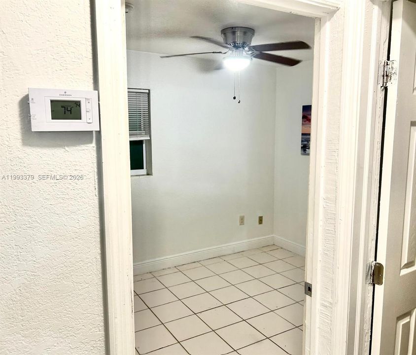 For Rent: $2,500 (2 beds, 1 baths, 750 Square Feet)