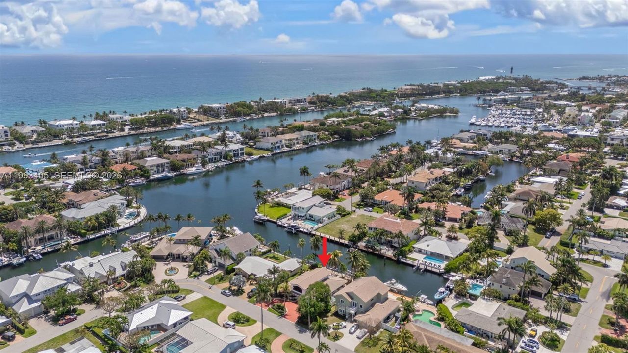 For Sale: $2,100,000 (3 beds, 4 baths, 2919 Square Feet)