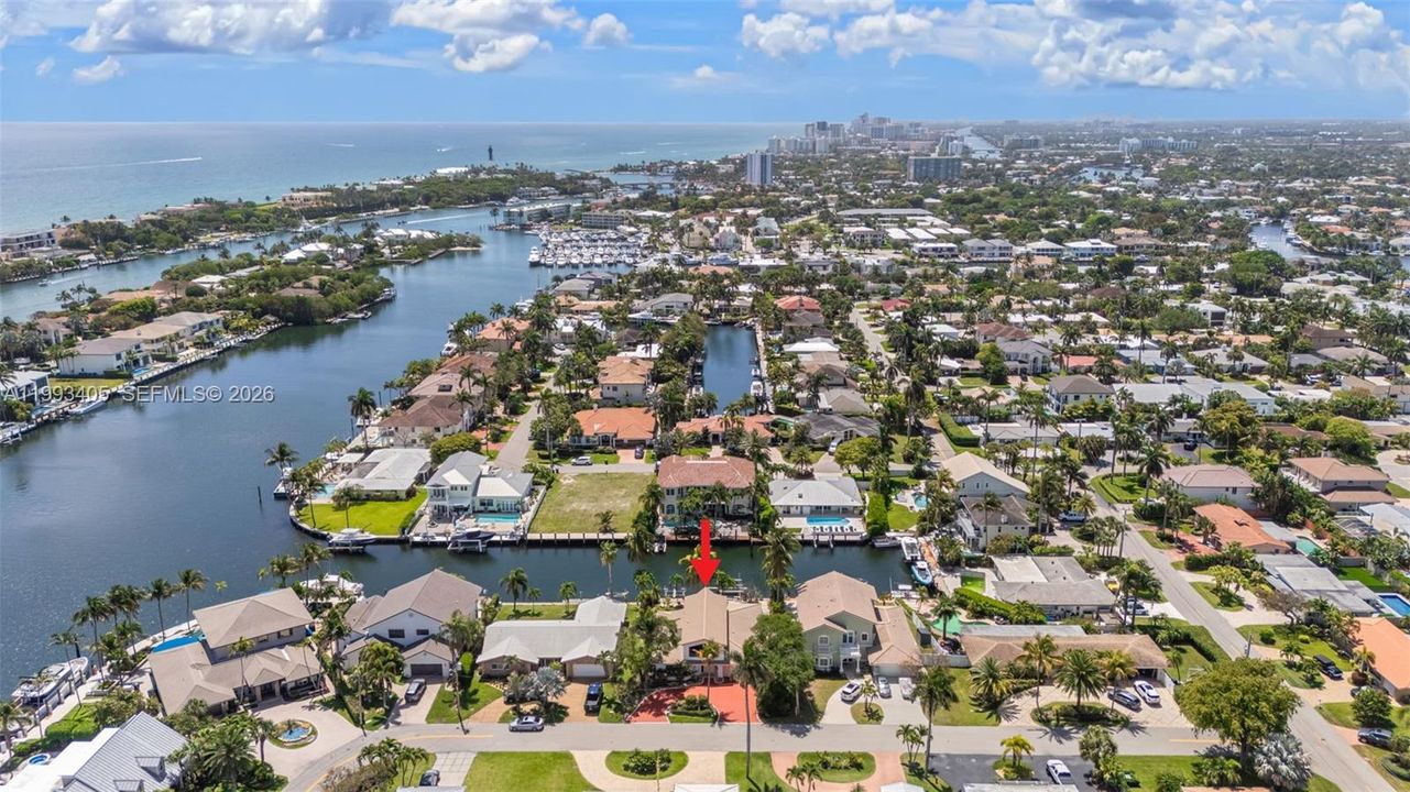 For Sale: $2,100,000 (3 beds, 4 baths, 2919 Square Feet)