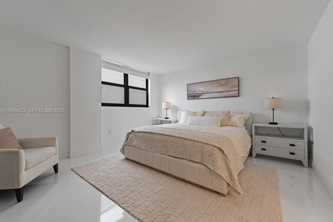 Active With Contract: $920,000 (2 beds, 2 baths, 1108 Square Feet)