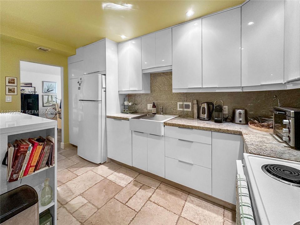 待售: $480,000 (1 贝兹, 1 浴室, 1019 平方英尺)