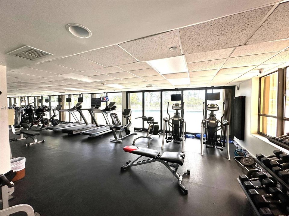 待售: $480,000 (1 贝兹, 1 浴室, 1019 平方英尺)