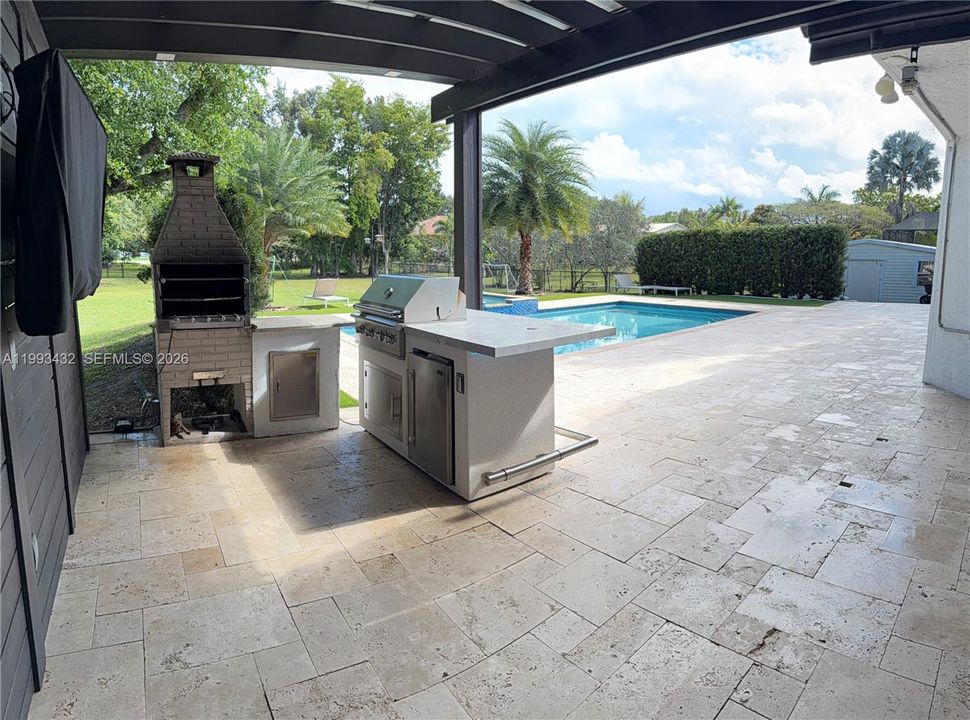 Grill & Barbecue Area