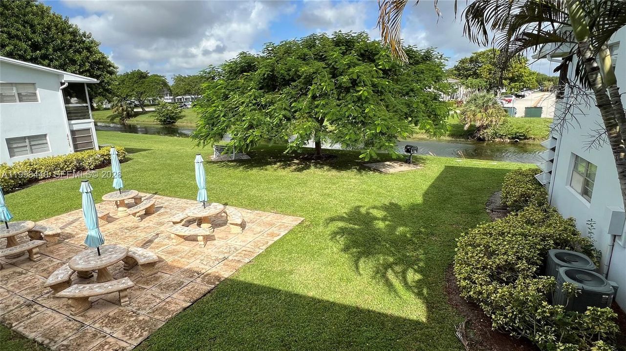 For Rent: $1,350 (1 beds, 1 baths, 585 Square Feet)