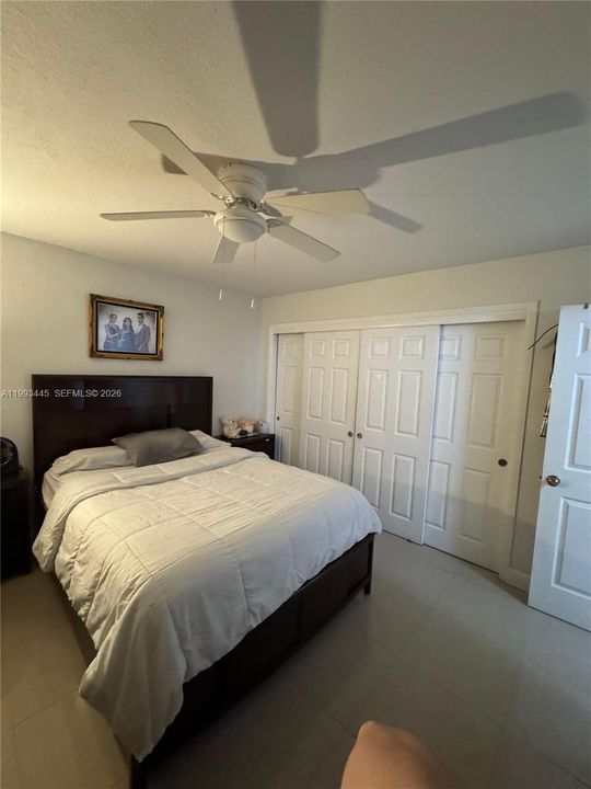 Active With Contract: $245,000 (2 beds, 2 baths, 980 Square Feet)