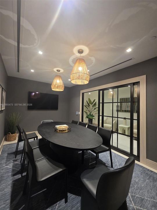 待售: $629,000 (1 贝兹, 1 浴室, 0 平方英尺)