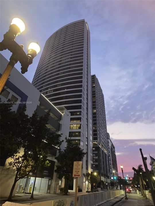 待售: $629,000 (1 贝兹, 1 浴室, 0 平方英尺)