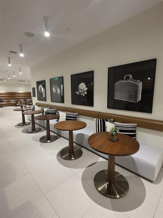 待售: $629,000 (1 贝兹, 1 浴室, 0 平方英尺)