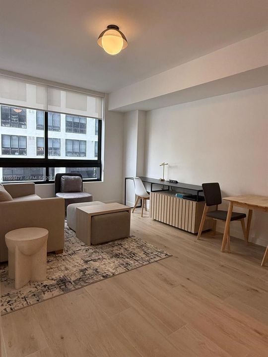 待售: $629,000 (1 贝兹, 1 浴室, 0 平方英尺)