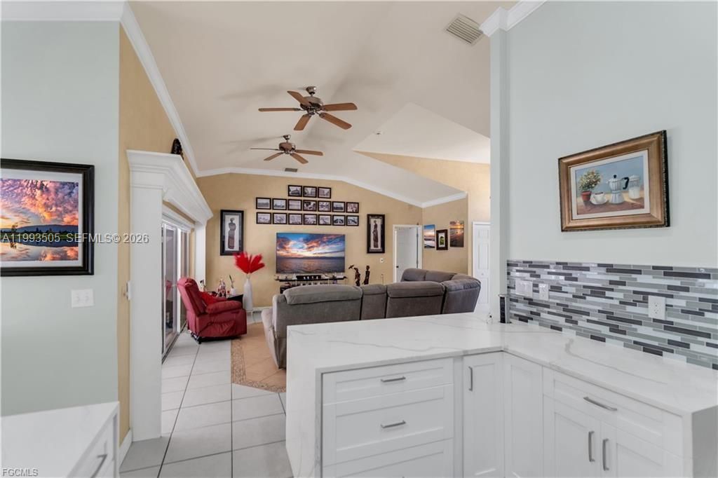 For Sale: $419,000 (3 beds, 2 baths, 1697 Square Feet)