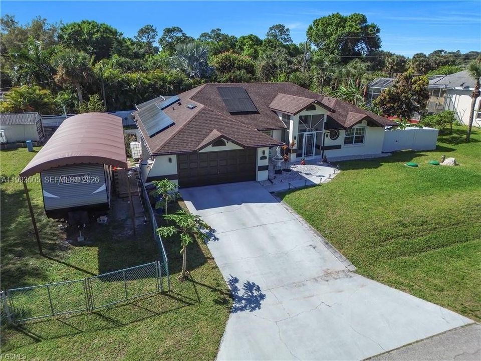 For Sale: $419,000 (3 beds, 2 baths, 1697 Square Feet)
