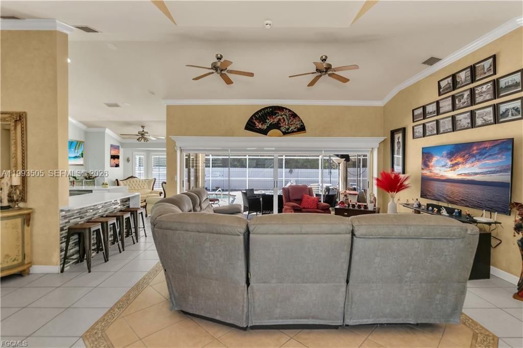 For Sale: $419,000 (3 beds, 2 baths, 1697 Square Feet)