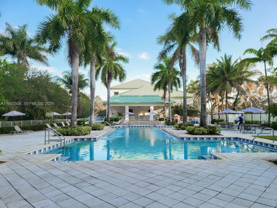 En Venta: $118,000 (1 camas, 1 baños, 705 Pies cuadrados)