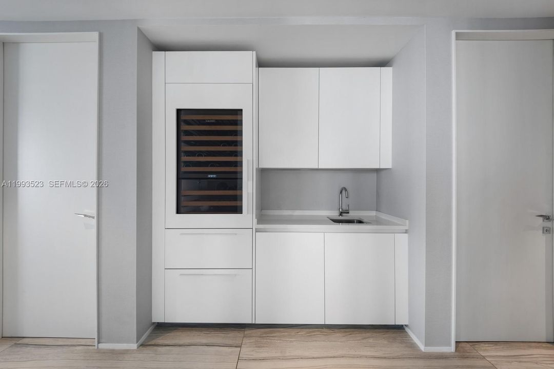 En Venta: $6,800,000 (4 camas, 5 baños, 4600 Pies cuadrados)